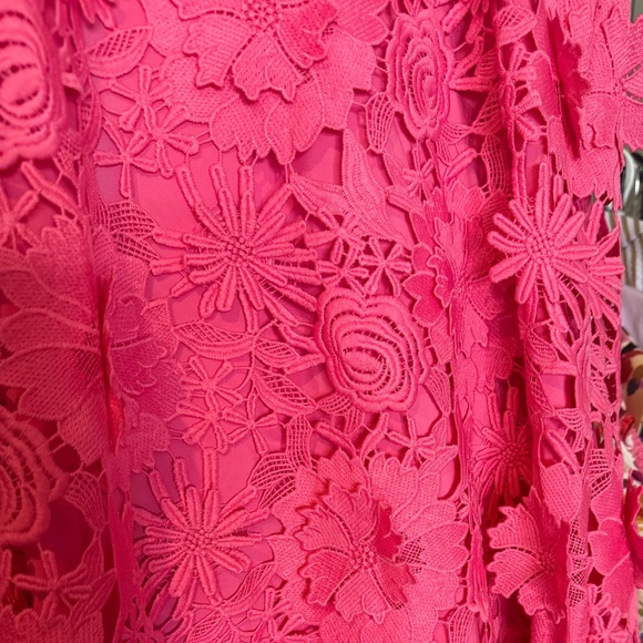 Tuckernuck Pink Hibiscus Guipire Lace Blythe Dress Size Small - Picture 4 of 8